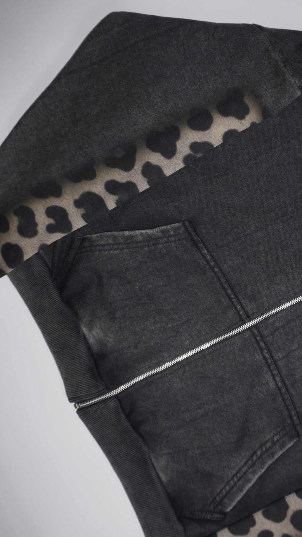 THE CAT ZIP HOODIE (PRE ORDER)