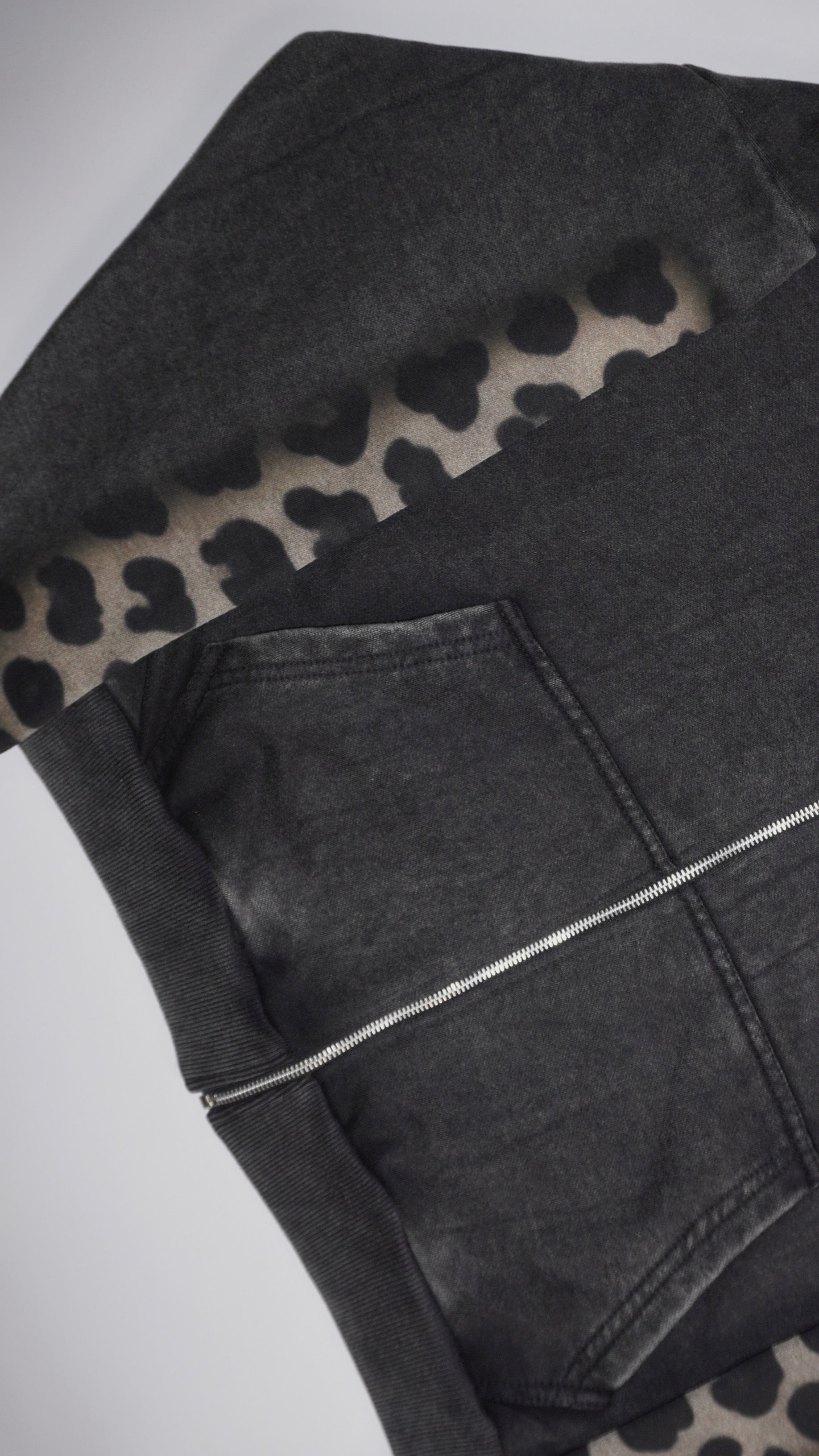 THE CAT ZIP HOODIE (PRE ORDER)